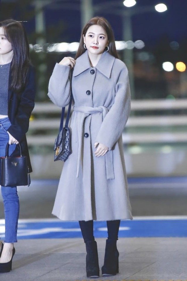 10 cách mặc áo khoác dài tôn dáng tối ưu của sao Hàn có chiều cao khiêm tốn - Ảnh 10.